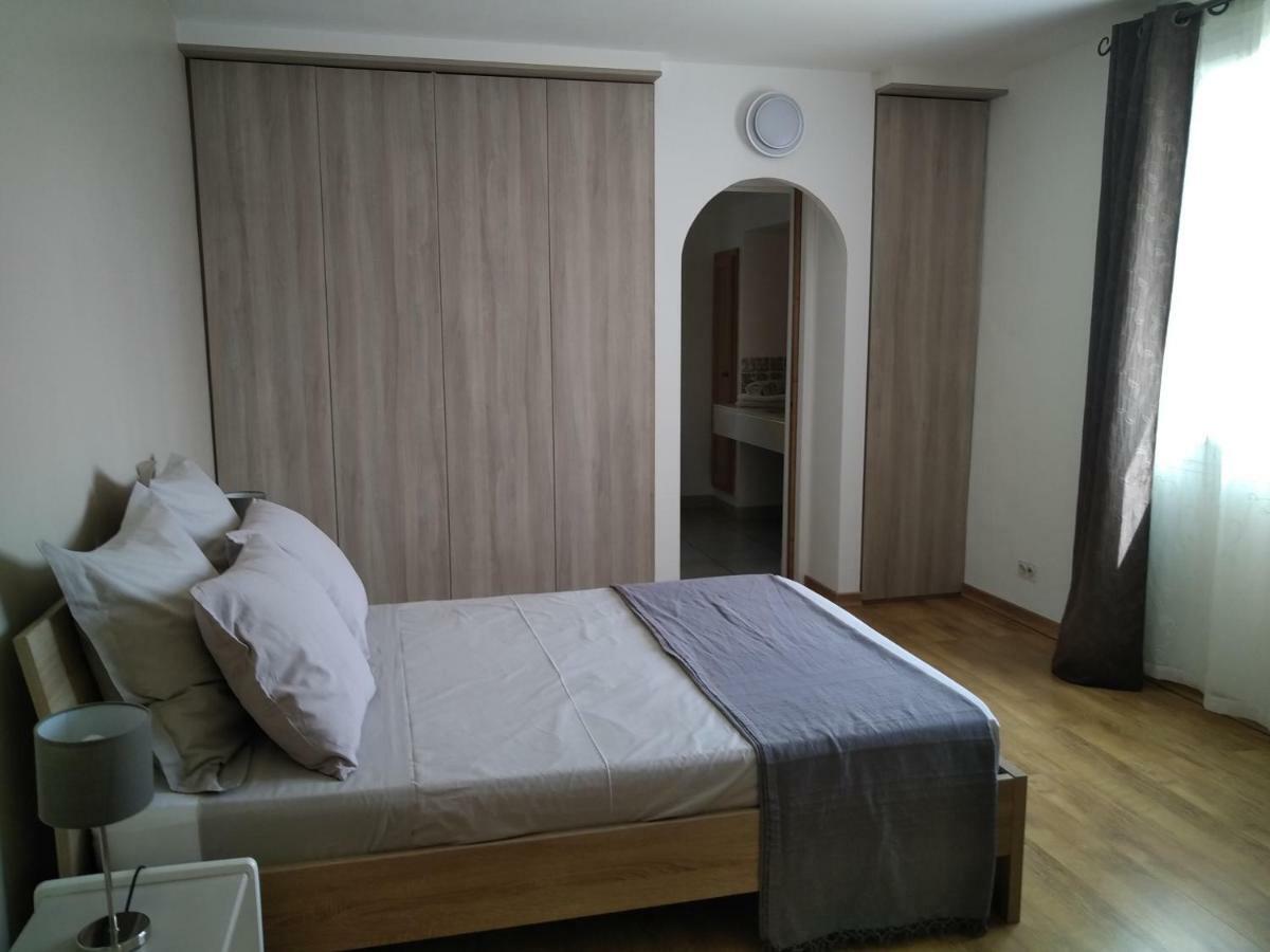 Villa Le Clos Fleuri Нарбонна Экстерьер фото